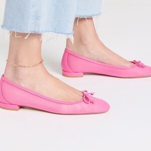 🩷🔹️Stuart Weitzman🔹️dahlia Arabella Ballet Flats